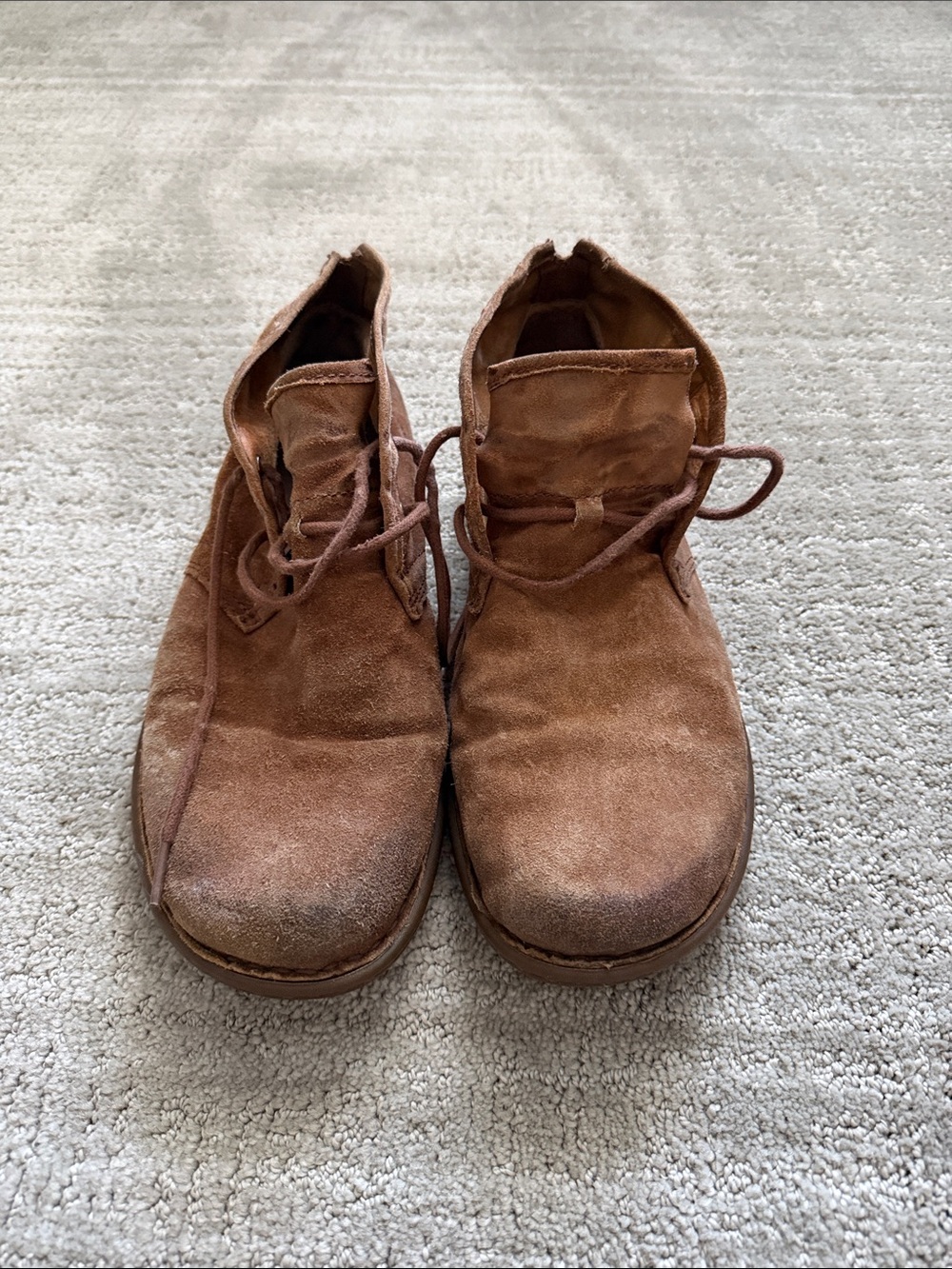 Born Men's Chestnut Suede Chukka Boots